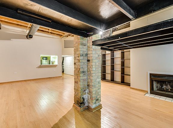 5th image of 525 N Halsted St Unit 105