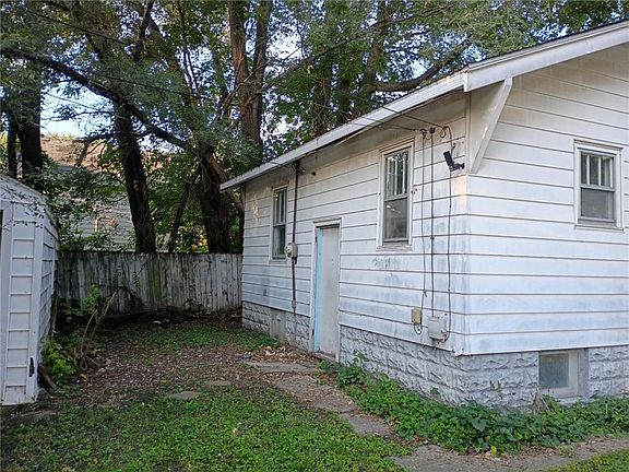 5th image of 138 S 18th St