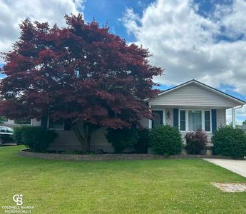 675 Applegate Dr, Marysville, MI, 48040