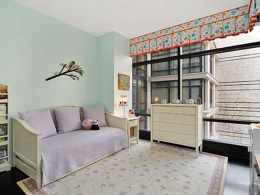 Sold by Sotheby's International Realty | media 8