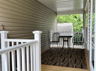 1699 Montgomery Dr, Hartland, MI 48353