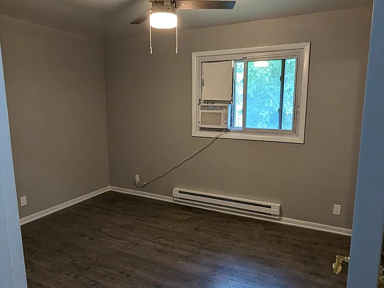 1125 Tollview Ave — Photo 5