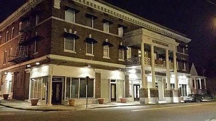 101 S Victory St #309