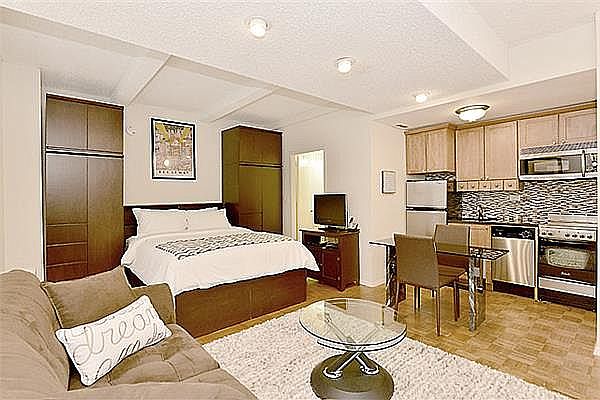 1st image of 150 W 51st St APT 1603