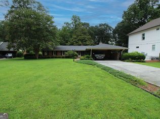 742 Starlight Ct, Sandy Springs, GA 30342