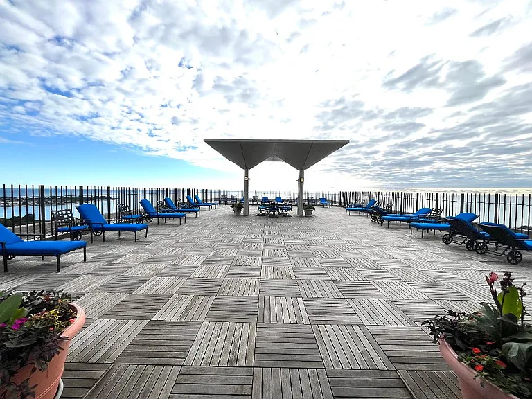 3550 N Lake Shore Dr #902 — Photo 22