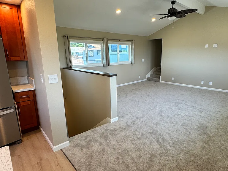 1074 Maiha Cir #A — Photo 5