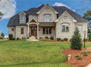 6861 Matzinger Ct, Oak Ridge, NC 27310