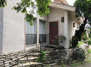 6900 Hart Ln APT D, Austin, TX 78731