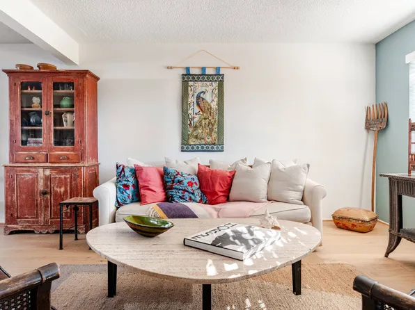 (undisclosed Address), Simi Valley, CA 93063