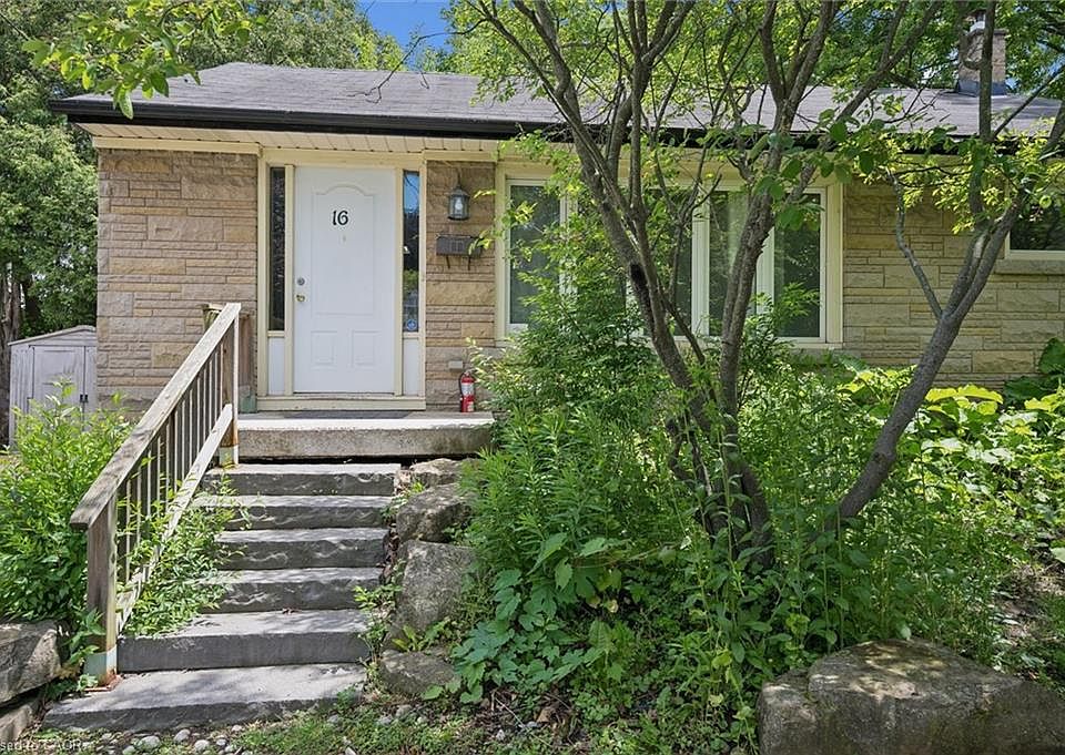 1st image of 16 Beaucourt Pl