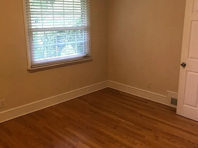 1304 Polo Rd — Photo 10
