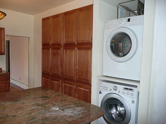 5th image of 684 S Lincoln St