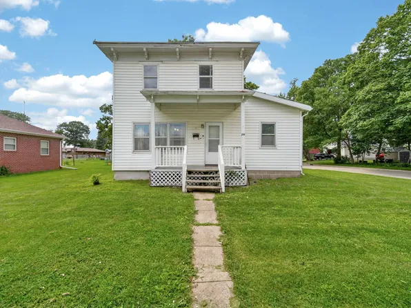 204 S 8th Ave, Winterset, IA 50273