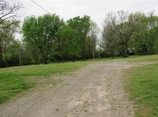 631 Alma Ave, Mulberry, AR 72947