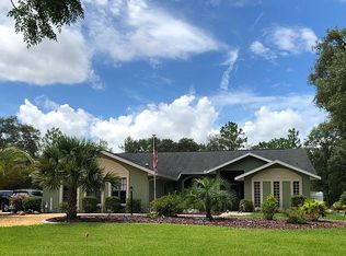 3530 N Indianhead Rd, Hernando, FL 34442