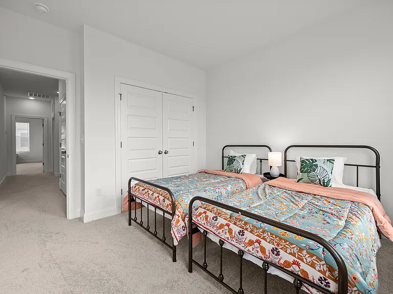 1233 S Blount St #201 — Photo 17