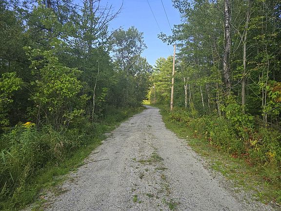 5th image of 836 Farmington Falls Road