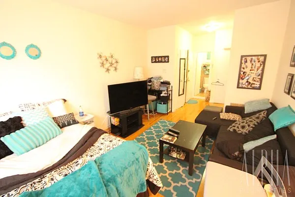 Rented by Alpha Properties NYC I LLC | media 10