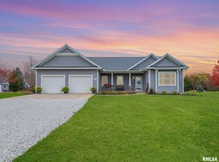 21515 Bulldog Blvd, Delavan, IL