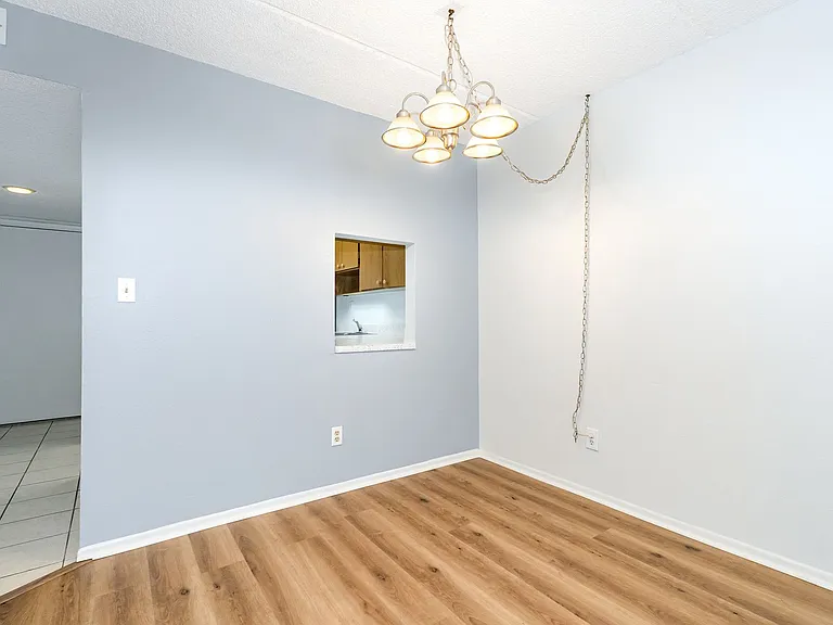 204 W Seminole Ave — Photo 8