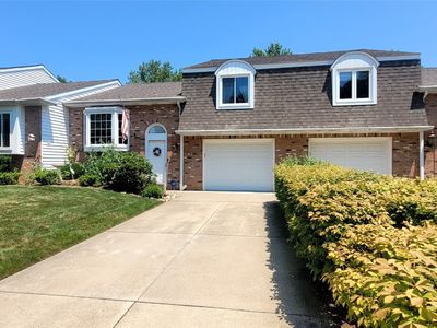 3227 Georgian Ct, Erie, PA, 16506