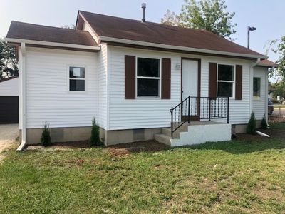 417 W Riverside Dr, Mchenry, IL, 60051