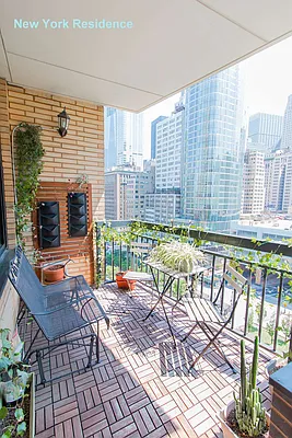 Rented by New York Residence | media 23