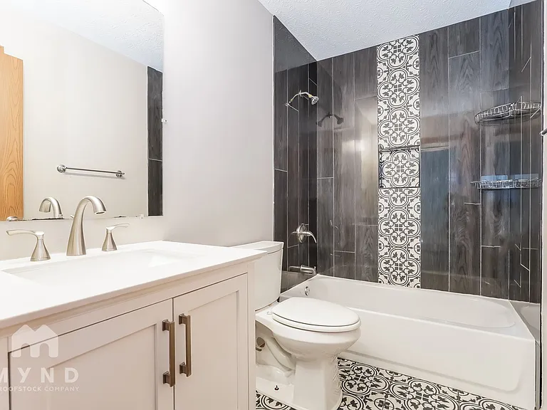 5038 Rolling Rock Ct — Photo 15