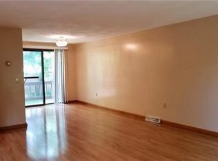 242 Mayfield Ave, Cranston, RI 02920