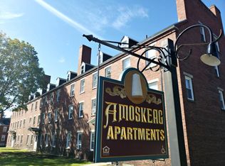 79 State St APT 2, Manchester, NH 03101