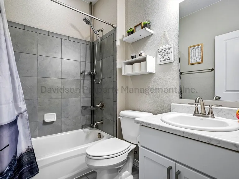 8747 Bynum Dr — Photo 3
