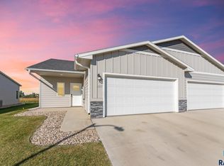 6217 S Alki Pl, Sioux Falls, SD 57108
