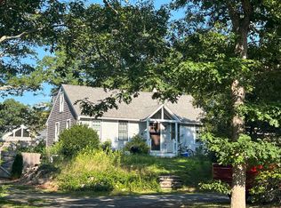413 W Yarmouth Rd, West Yarmouth, MA 02673