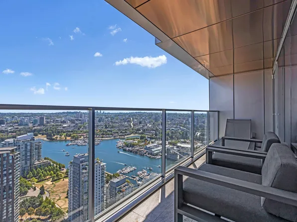 1480 Howe St #5X05, Vancouver, BC V6Z 0G5