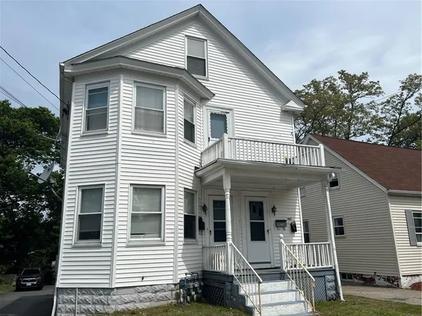 1097 Pontiac Ave, Cranston, RI 02920