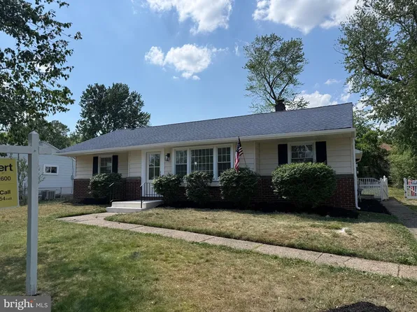 820 Beverly Dr, Somerdale, NJ 08083