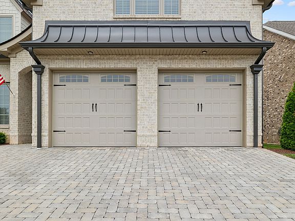 3rd image of 2143 White Poplar Ct