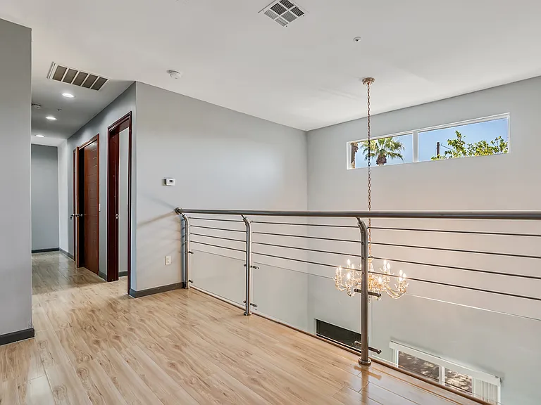 1805 N 51st St #307 — Photo 7