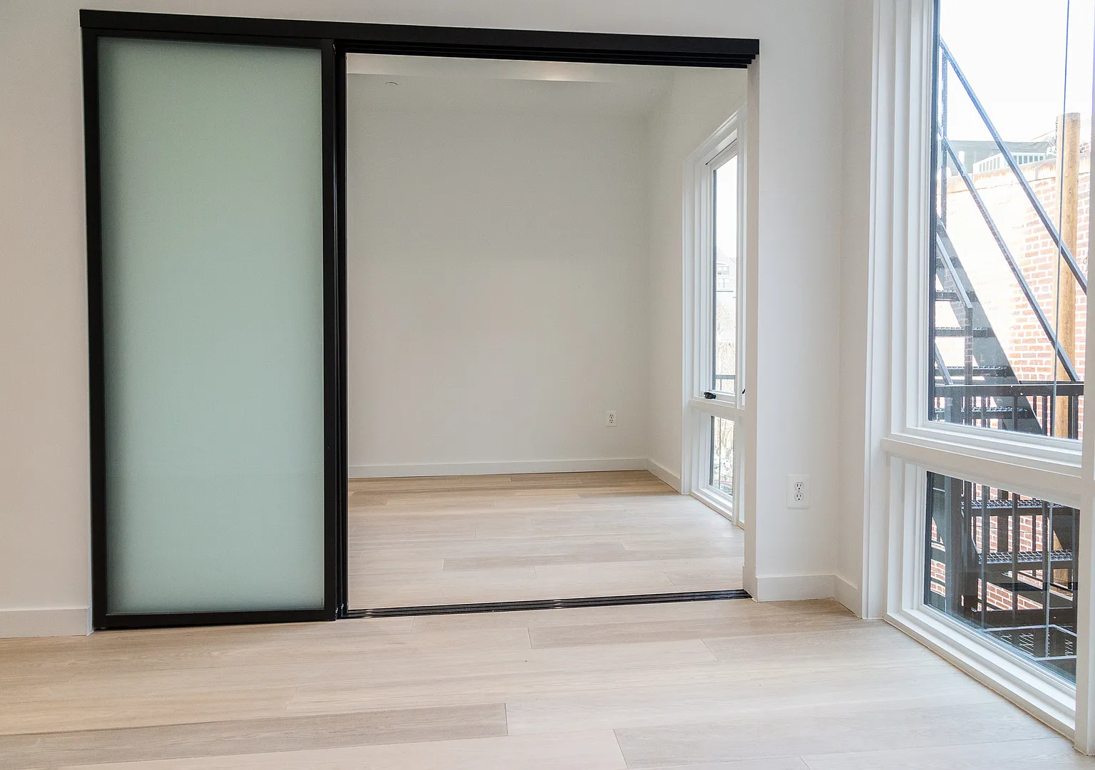 1443 Euclid St NW — Photo 4