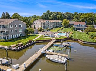 320 Singapore Ct #12, Douglas, MI 49406