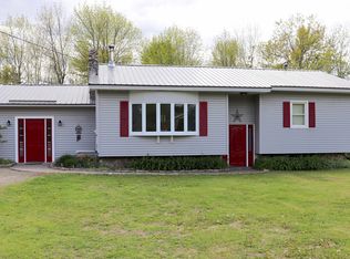 19 Lewis Rd, Hermon, ME 04401