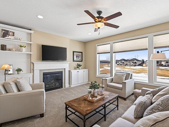 4th image of 9326 Kagan Cir NE