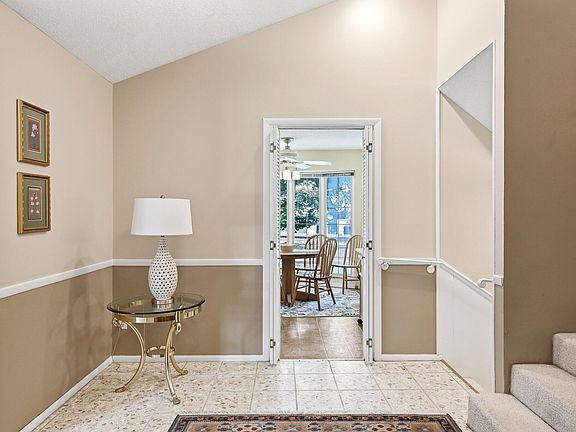 5th image of 2311 E Raynell Street