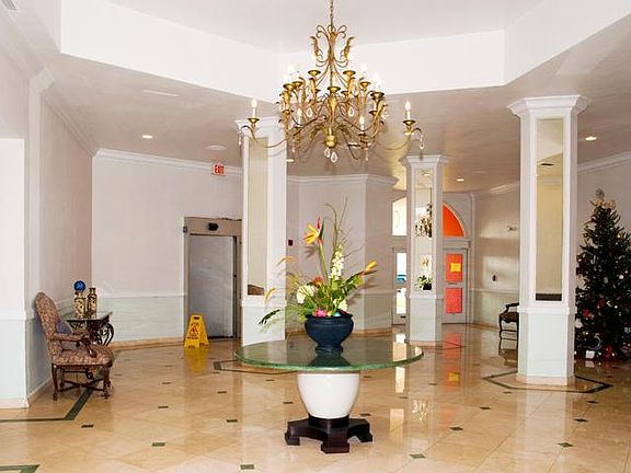 2nd image of 1351 NE Miami Gardens Dr APT 1606E