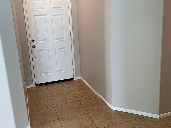 5th image of 9035 Silver Star Ave