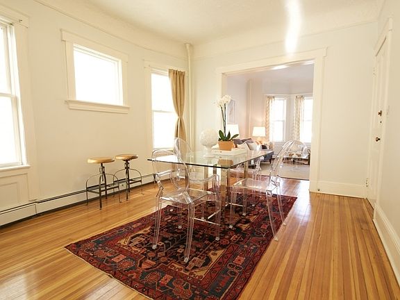 5th image of 13 Oxford St #1