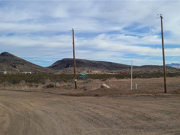 3rd image of 3149 E Calle Sonoita Dr
