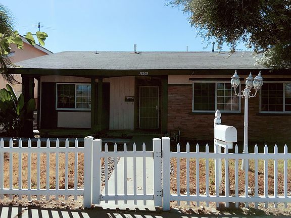 2nd image of 15202 Kenoak Dr