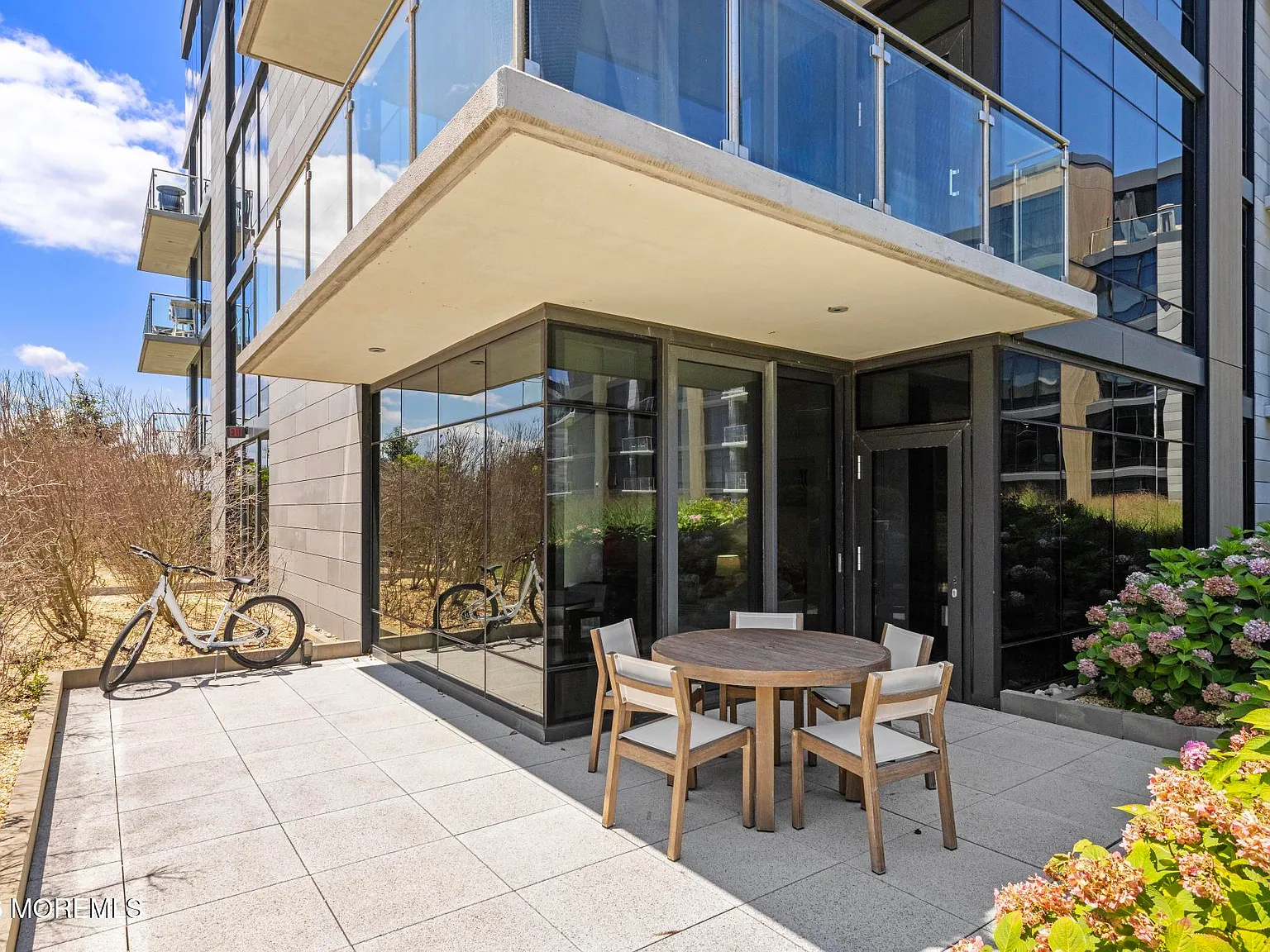 2 bed, $6,500 — Photo 2